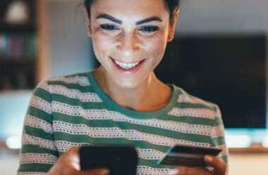 Como o Pagamento por Aproximação Celular Está Mudando o Mercado de Pagamentos Móveis