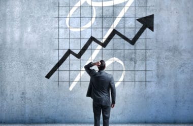 O Brasil e o Ranking Internacional de Taxas de Juros: Uma Análise Adequada