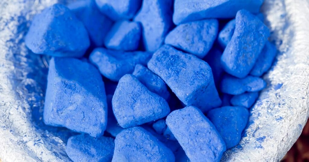 O "Ouro Azul": Cobalto, o Metal Revolucionário da Tecnologia 1 O Ouro Azul Cobalto o Metal Revolucionario da Tecnologia