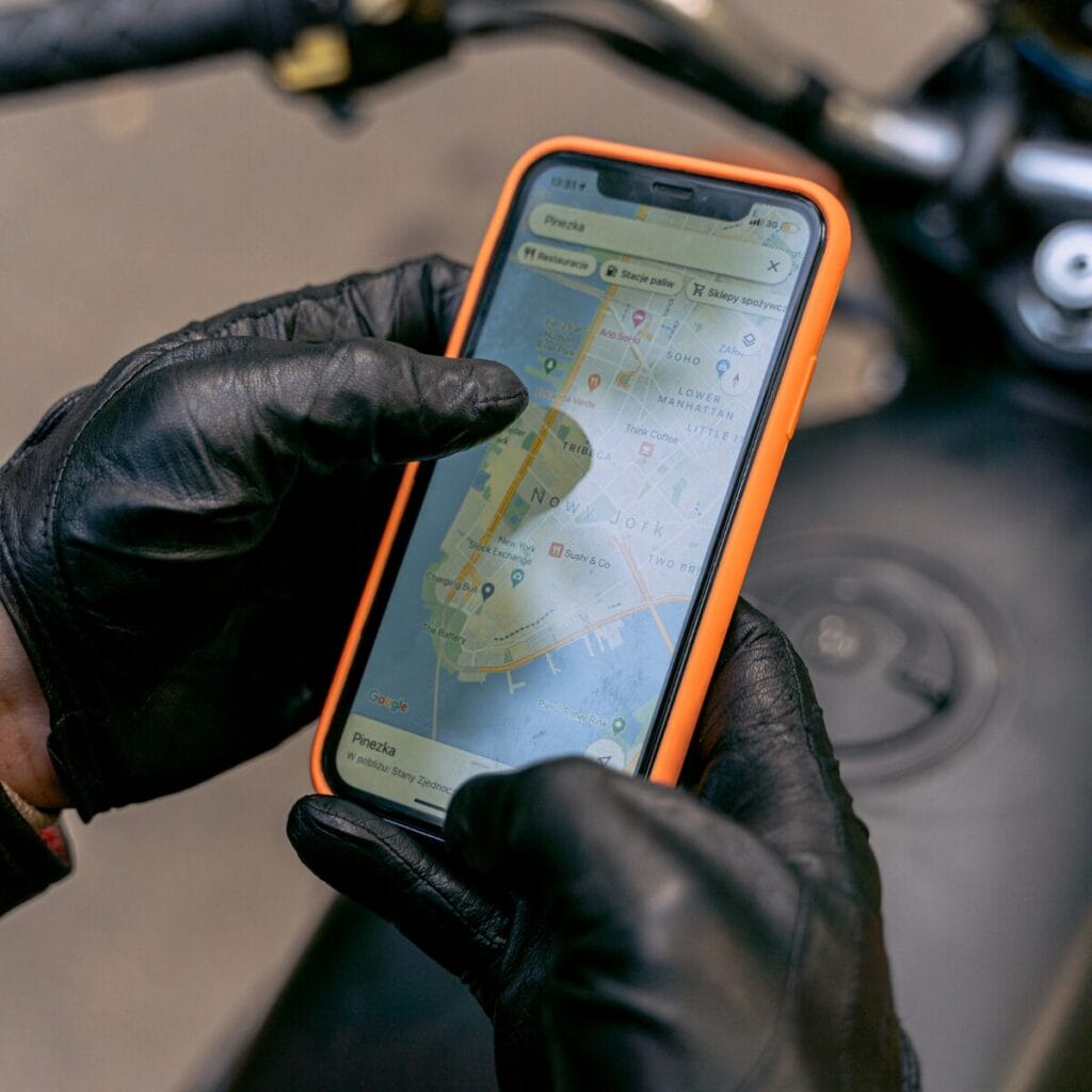 Motociclista de Aplicativo Condenado por Litigancia de Ma Fe em Acao Contra Posto de Gasolina