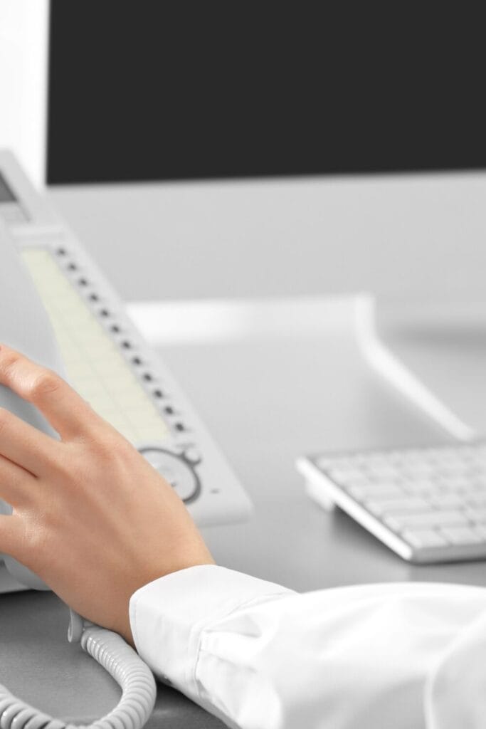Operadora de Telefonia e Condenada por Ligacoes Excessivas Pinterest