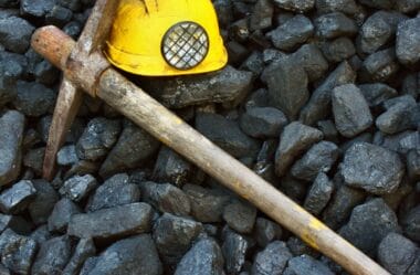 Mineradora Condenada por Prática Antissindical ao Impedir Participação de Trabalhadores em Assembleia Sindical