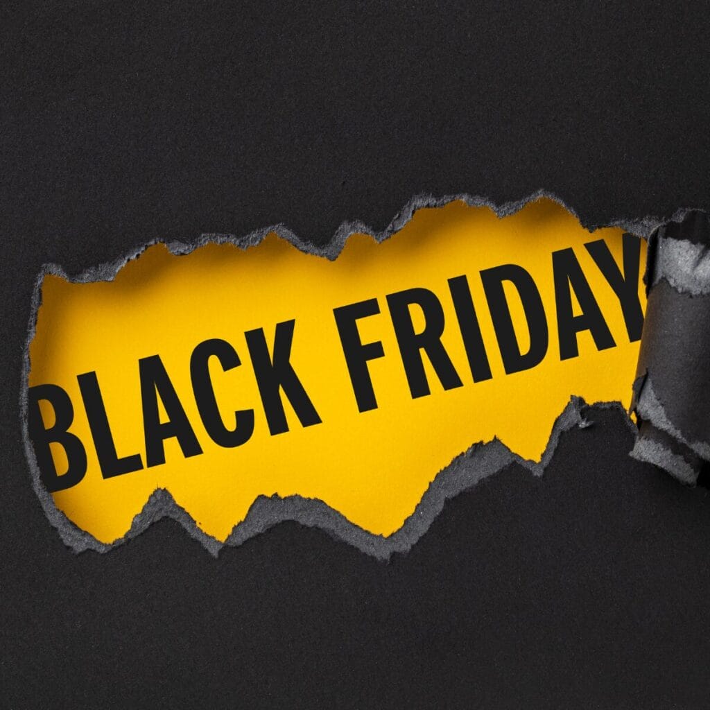 A Black Friday e o Impacto na Economia Brasileira: Estratégias para Pequenos Negócios 1 A Black Friday e o Impacto na Economia Brasileira Estrategias para Pequenos Negocios