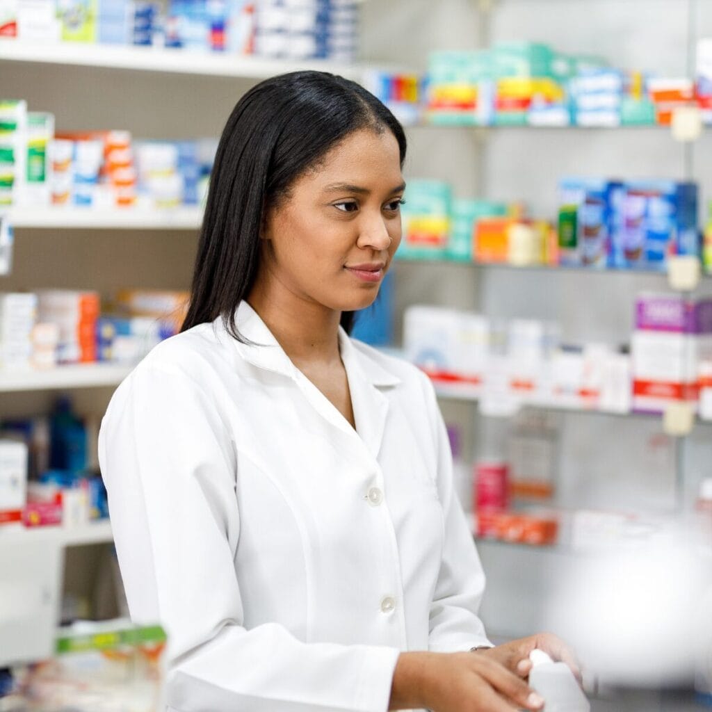 Atendente de Farmacia Reverte Justa Causa por Ato Considerado Desproporcional