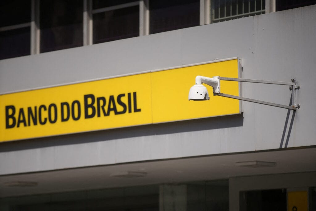 lucro foi resultado de inadimplência de agro e ‘timing desfavorável’, diz CEO 2 2024 09 26T134547Z 1 LYNXMPEK8P0KS RTROPTP 4 BRAZIL GUNS