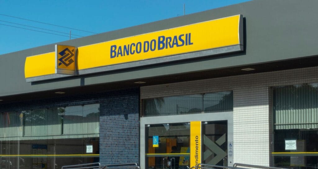 Dividendos do BB (BBAS3) vão cair com 'baque' do lucro? Veja se ação vale a pena – Money Times 2 banco do brasil 5