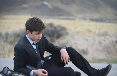 “Being Charlie”: Como o Filme de Rob Reiner Reflete a Dor Real de Seu Filho Nick