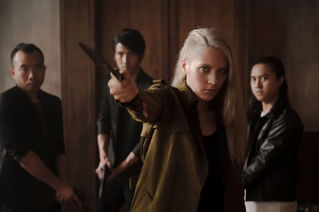 O Caos Chegou! 'A Noite nos Persegue' é o Filme de Ação na Netflix que Você Precisa Ver Duas Vezes de Tão Intenso e Brutal. 1 news 9960363133 1766581249