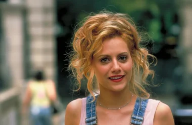 A Netflix Resgata ‘Grande Menina, Pequena Mulher’: Reviva a Comédia Romântica Agridoce com Brittany Murphy e Dakota Fanning que Marcou uma Geração!
