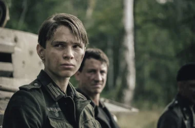 O Tanque de Guerra no Prime Video: Por que este filme de Dennis Gansel silencia o público e revela a face mais cruel e humana da Segunda Guerra?