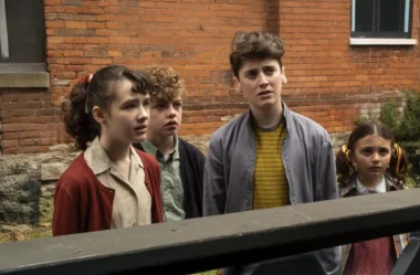 Ficou Órfão de Stranger Things? Conheça Bem-Vindos a Derry na HBO Max, a série perfeita com terror psicológico e mistérios que vão te prender!