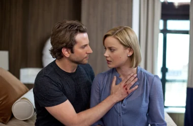Descubra ‘Sem Limites’ na Netflix: o thriller psicológico com Bradley Cooper e Robert De Niro que mostra como uma pílula pode transformar sucesso em pesadelo